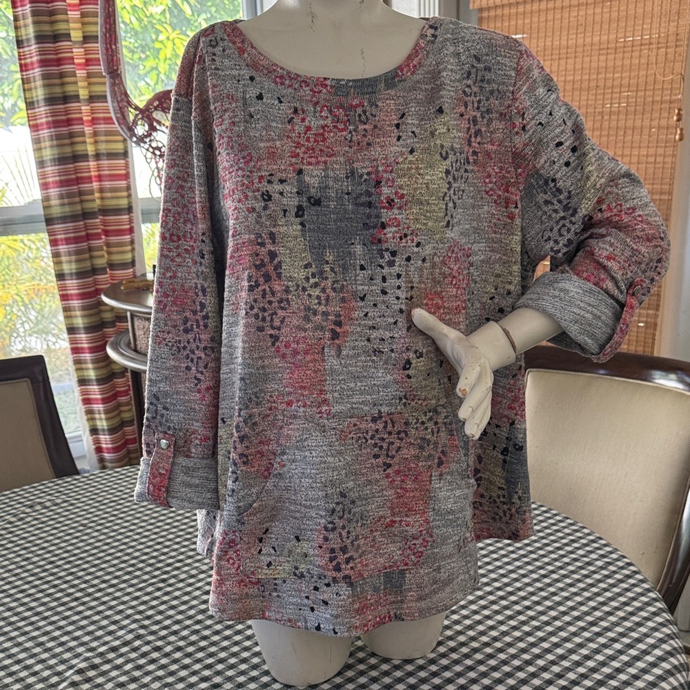 Ruby Rd. Gray and Pink Patterned Blouse - image 1